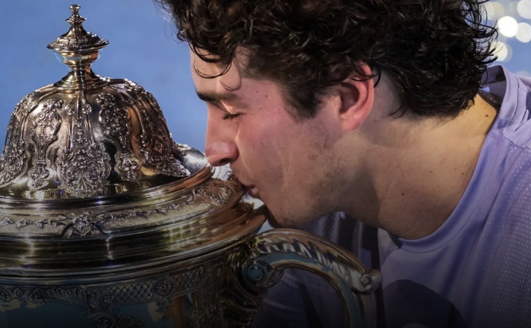 João Fonseca sobe para 28º do mundo e acumula R$ 13,7 milhões em premiações