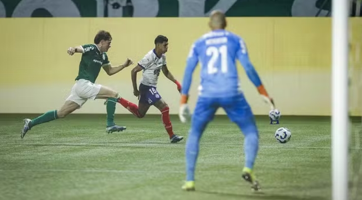 Brasileirão: Bahia vence Palmeiras pela primeira vez no Allianz Parque
