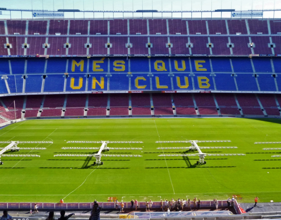 Champions League: Barcelona é punido por racismo