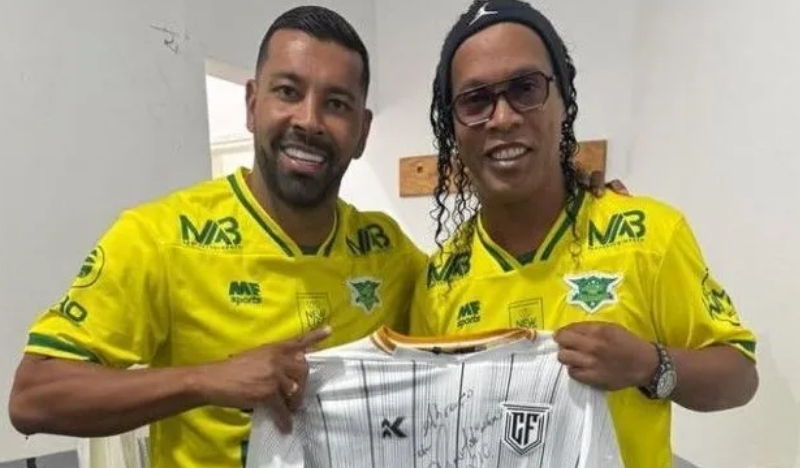 Ex-Arsenal, ex-Palmeiras e ex-Corinthians reforçam time da várzea