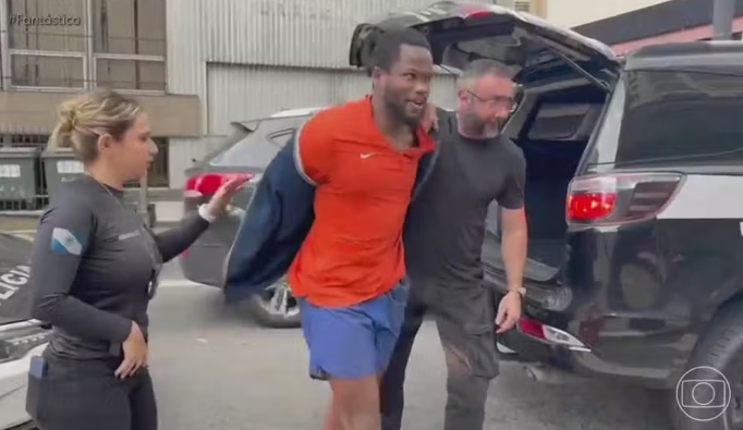 Motorista estranha corrida com crianças e denuncia exploração infantil