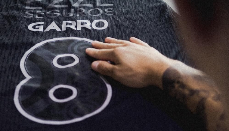 Médica do Corinthians dá prazo de retorno de Garro; veja