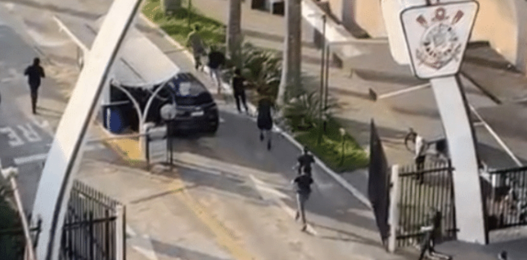 Polícia se assusta com invasão e vai reunir Gaviões e Mancha antes do Dérbi