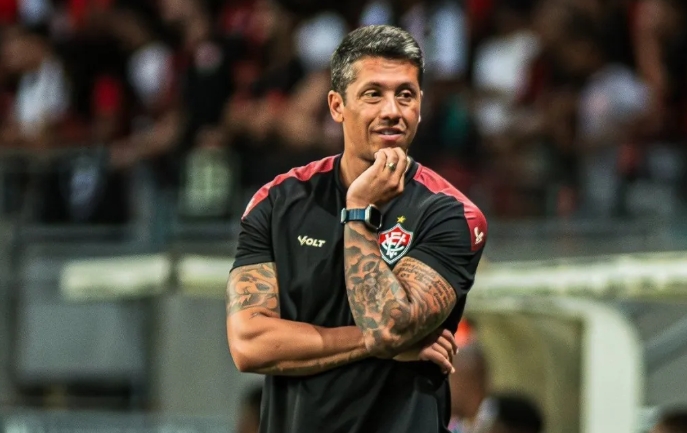 Após ser alvo do Grêmio, Carpini é procurado por outro clube da Série A