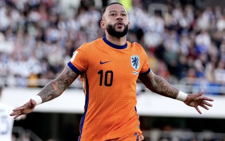 Memphis Depay, do Corinthians, é convocado pela Holanda para Eliminatórias