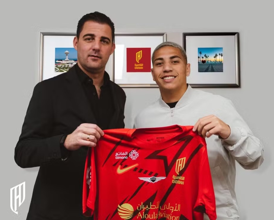 Al Qadsiah contrata Gabriel Carvalho, do Internacional