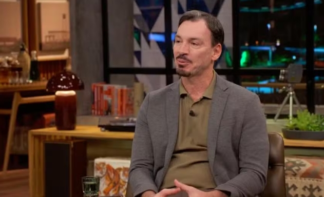 Presidente do Bahia, Edson Ferretti, diz como conseguiu contar que era gay