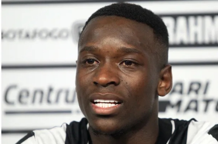 Veja ameaças em tentativa de extorsão contra o jogador Luiz Henrique