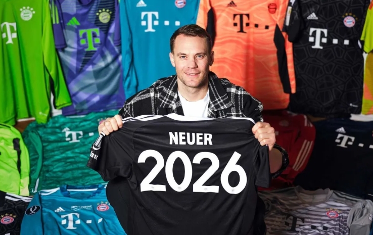 Manuel Neuer renova contrato com o Bayern de Munique
