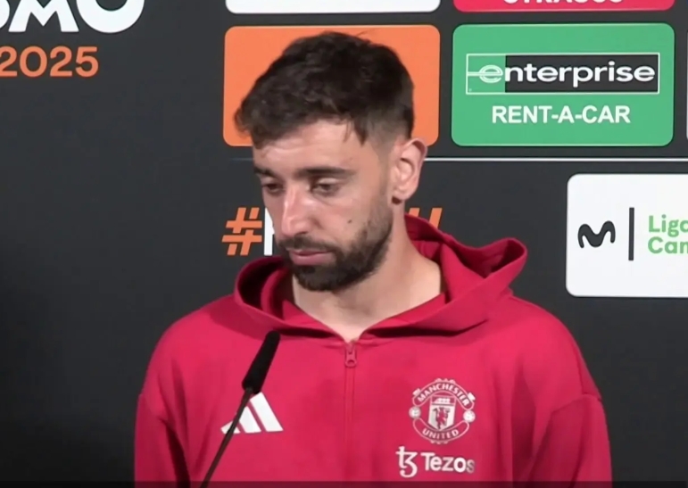 Bruno Fernandes recusa proposta multimilionária do Al-Hilal