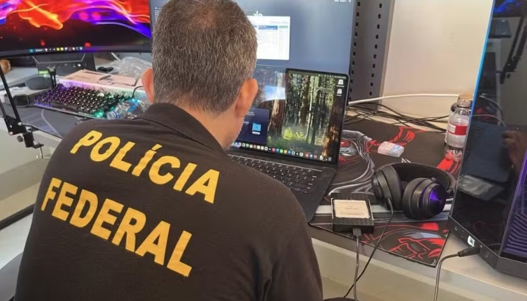 PF cumpre mandados contra hackers que desviaram R$ 813 milhões do PIX