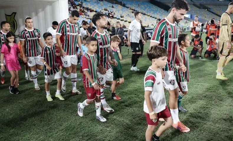 Após megaoperação, Fluminense tem pior público desde 2021 no Maracanã