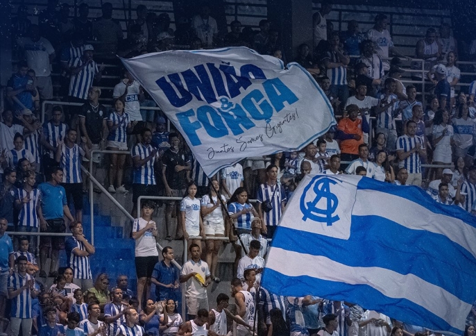 CSA vence Grêmio com virada nos acréscimos e tem vantagem na Copa do Brasil