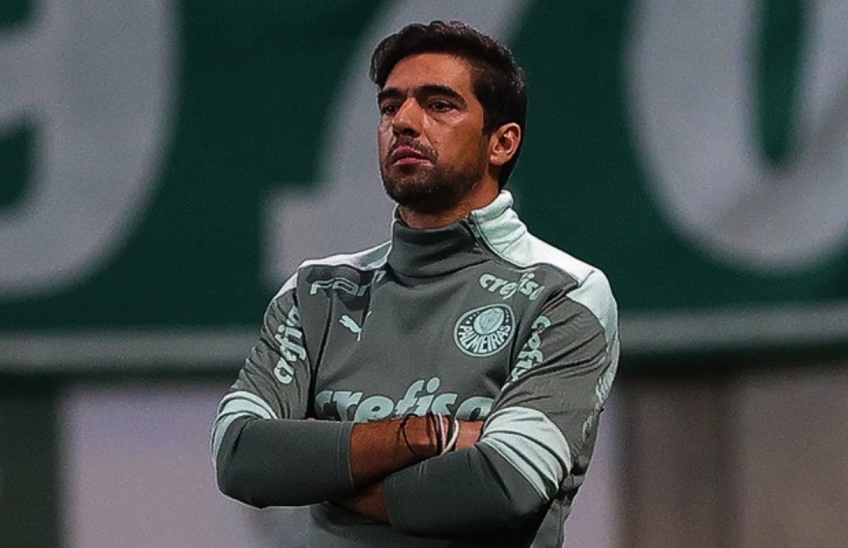 Defesa quase toda reserva do Palmeiras não preocupa Abel para quartas