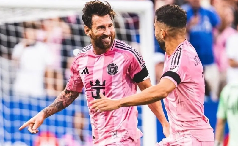 Após punição, Lionel Messi é eleito melhor jogador do mês na MLS