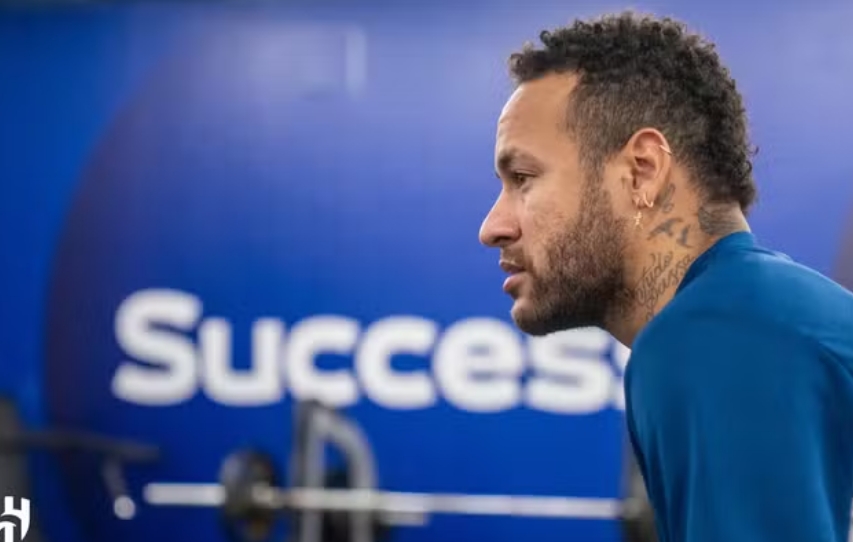 Al-Hilal vive dilema com limite de estrangeiros para inscrever Neymar