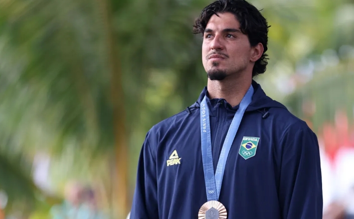 Gabriel Medina critica atos de racismo durante clássico espanhol