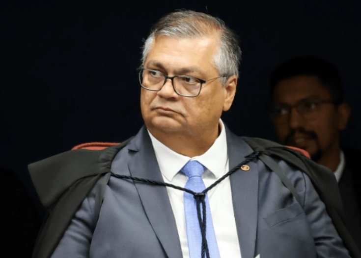 Após impasse, Dino libera R$ 370 milhões em emendas para saúde 