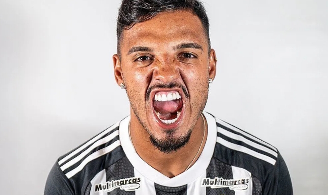 Atlético-MG anuncia Gabriel Menino, primeiro reforço para 2025