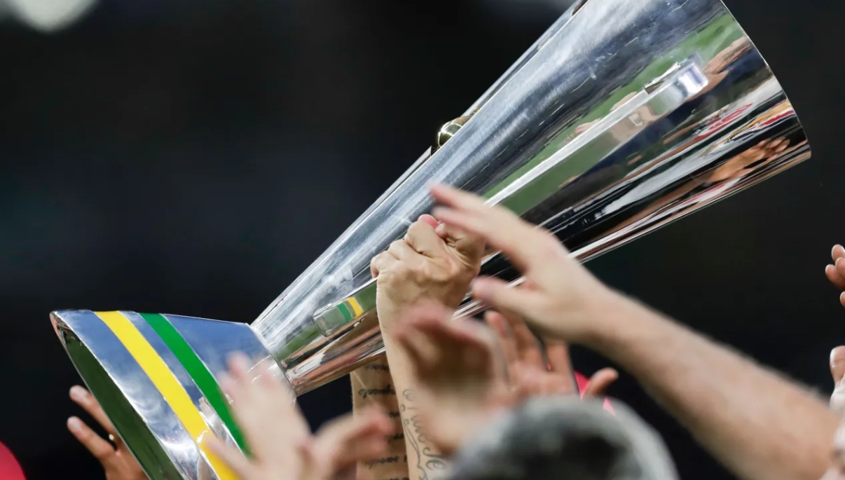 Flamengo x Corinthians: CBF define data e local da Supercopa Rei 2026