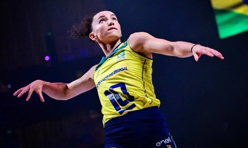 Gabi é eleita segunda melhor jogadora de vôlei do mundo em 2025; veja lista