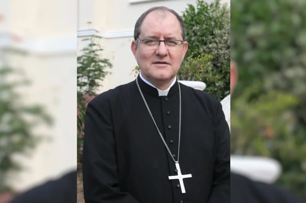 Bispo pede a Nossa Senhora que 'impeça comunismo' no Brasil durante evento