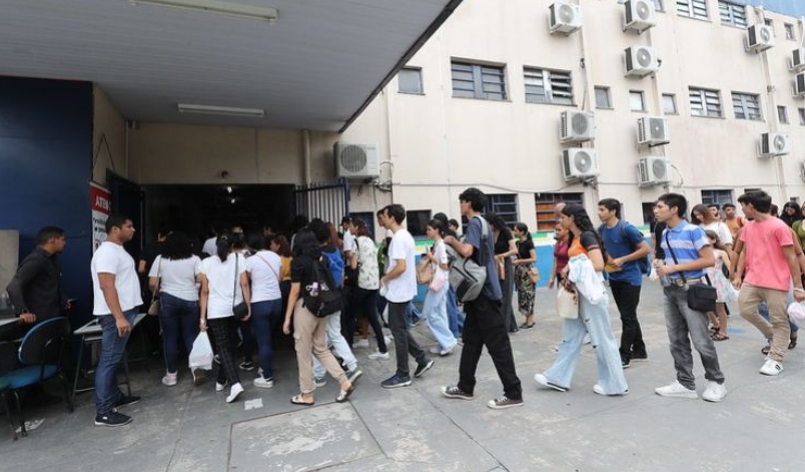 Amazonas tem 110 mil inscritos no Enem 2025