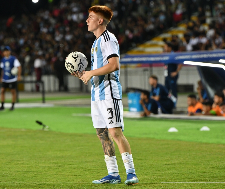 Craque argentino tem casa assaltada na Espanha