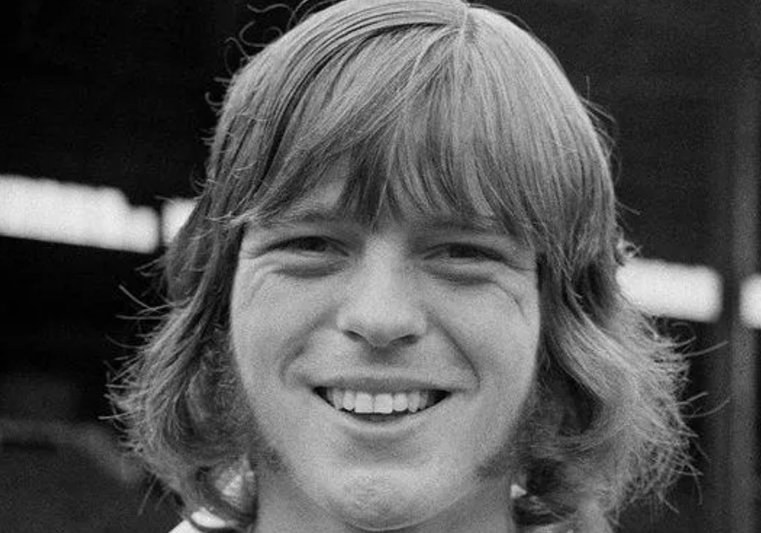 Ícone do Manchester United morre aos 71 anos