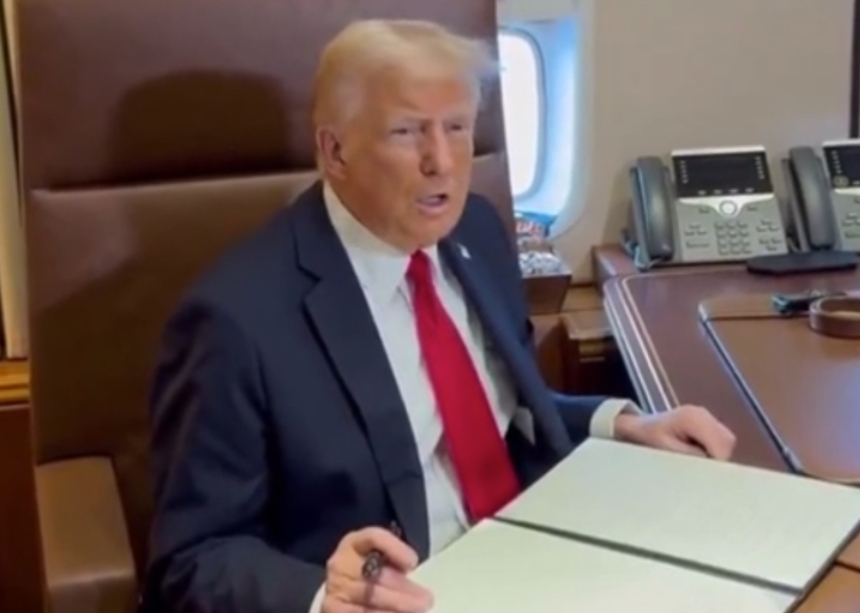 'Se as empresas se mudarem para os EUA, não haverá tarifas', afirma Trump