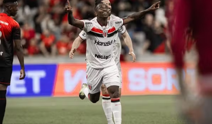 Botafogo-SP goleia Athletico-PR de virada e vence a primeira na Série B