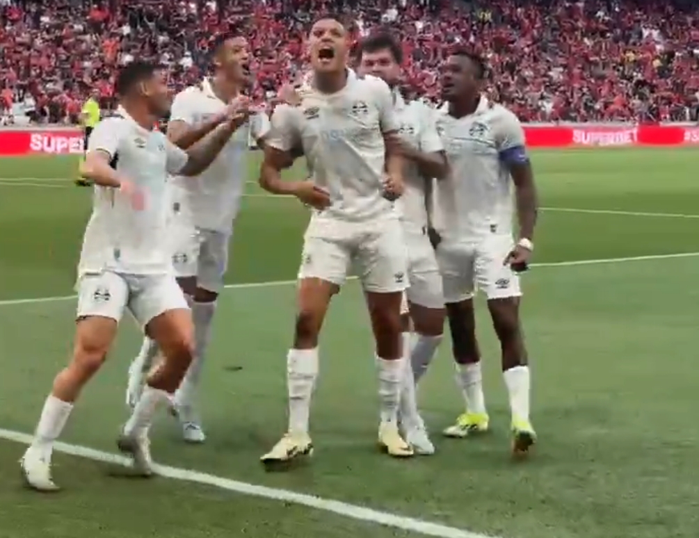 Grêmio vence o Athletico e respira na luta contra o Z4