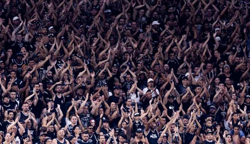 A três meses do fim, vaquinha do Corinthians arrecadou 5% da meta