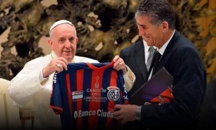 Saiba para qual time torce o papa Francisco