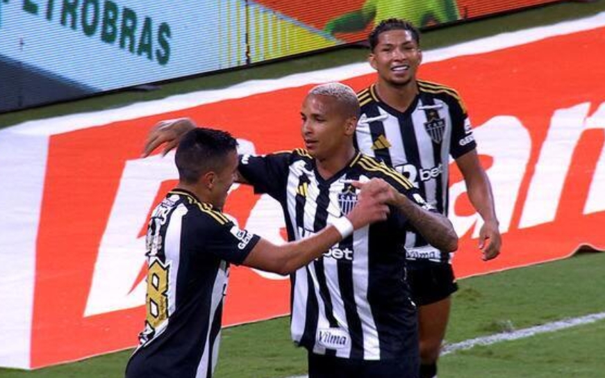 Atlético-MG goleia o Manaus e avança para a terceira fase da Copa do Brasil
