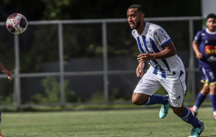 Princesa do Solimões anuncia atacante Lucas Bueno, ex-São Raimundo e AMFC