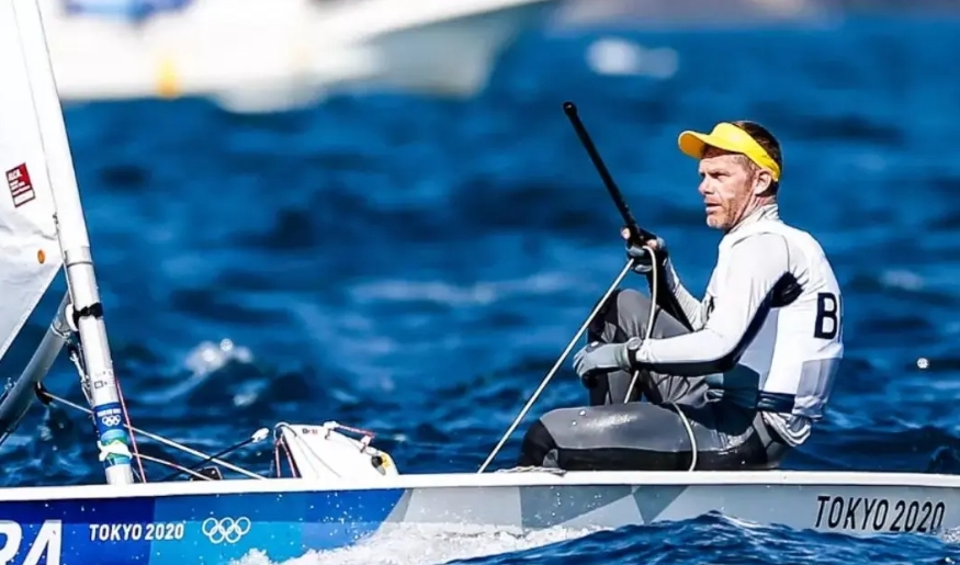 Robert Scheidt exalta Rebeca após ser superado em medalhas