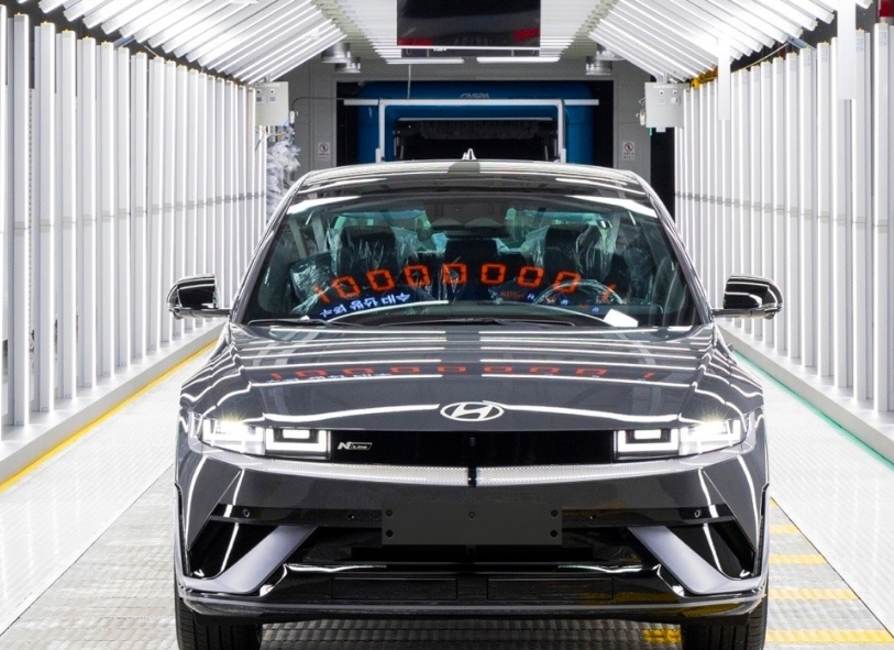 Governo Trump prende 475 imigrantes que trabalhavam em fábrica da Hyundai