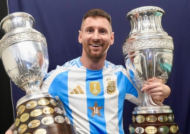 Messi anuncia despedida das Eliminatórias após vitória da Argentina