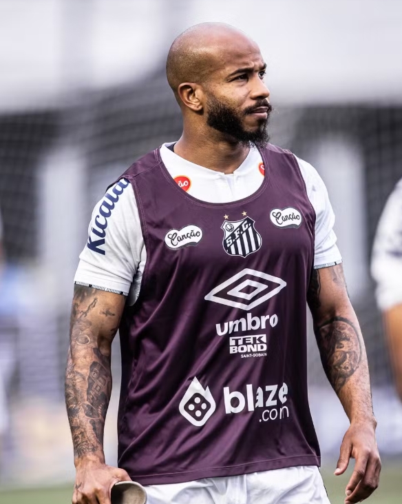 Athletico acerta o empréstimo de Patrick, do Santos