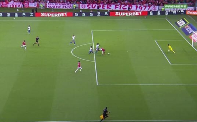 Com expulsão polêmica, Inter domina o Cruzeiro e vence no Beira-Rio