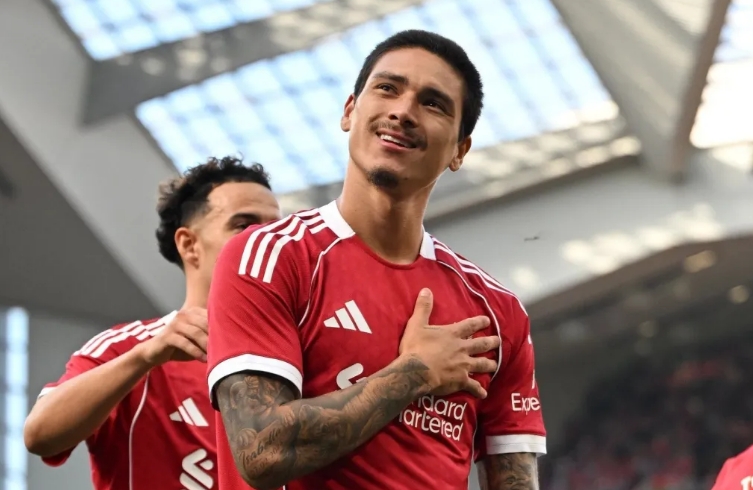 Liverpool acerta venda de Darwin Núñez por R$ 335 milhões, diz jornal