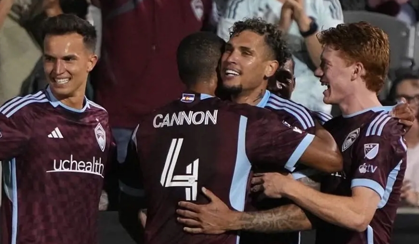 Fluminense negocia chegada do atacante Rafael Navarro, ex-Palmeiras
