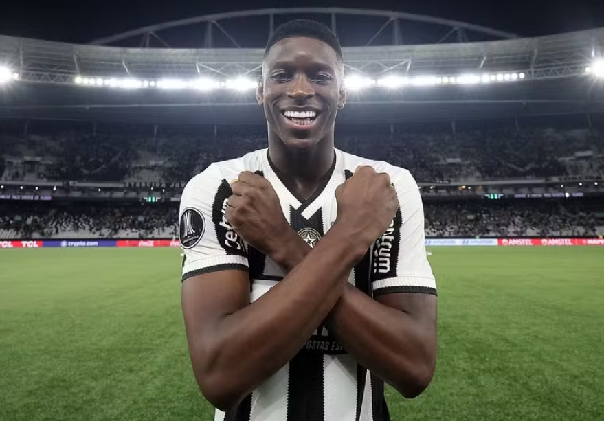 Luiz Henrique, do Botafogo, é apontado como jogador mais valioso do Brasil