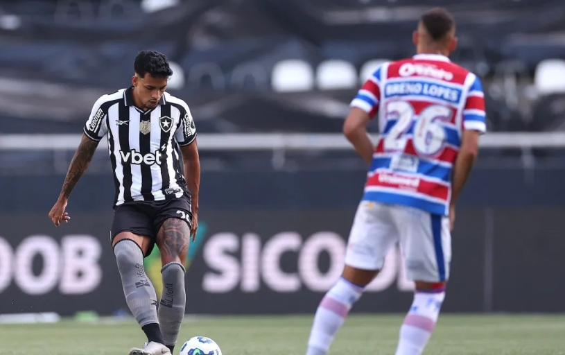 Botafogo vence Fortaleza de virada e decreta rebaixamento do Tricolor
