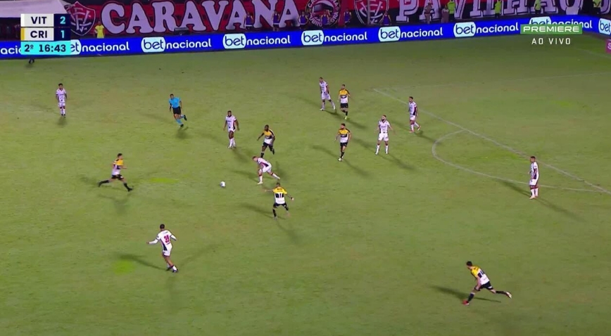 Vitória bate o Criciúma no Barradão e abre distância do Z-4