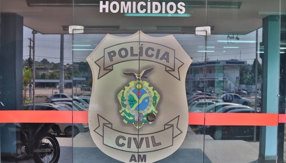 Suspeito de assaltos é espancado até a morte por moradores em Manaus
