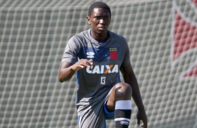 Ex-Vasco, zagueiro Jomar é anunciado como reforço do Sete FC no Barezão