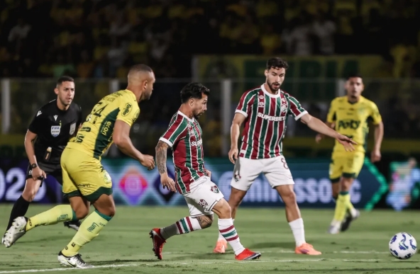 Mirassol vence Flu, continua invicto em casa e volta ao G4 do Brasileirão