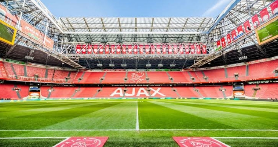 Ajax lamenta agressão a torcedores do Maccabi Tel-Aviv em Amsterdã
